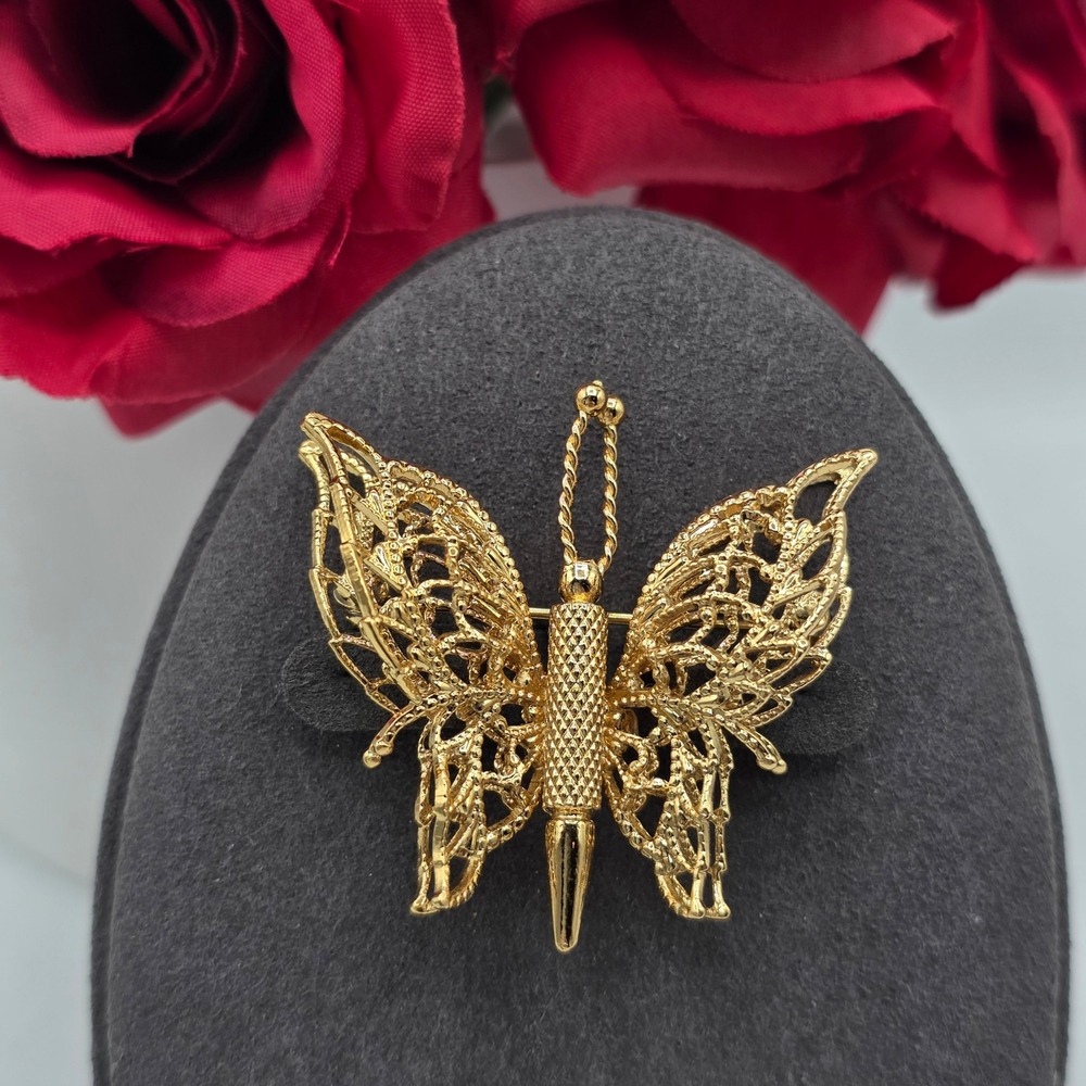 Monet Vintage Butterfly Brooch Gold Tone Filigree Openwork Textured Pin Garden